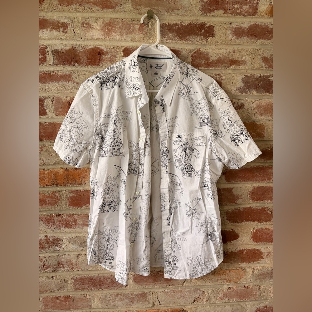 Penguin Casual White Graphic Men's Shirt size large